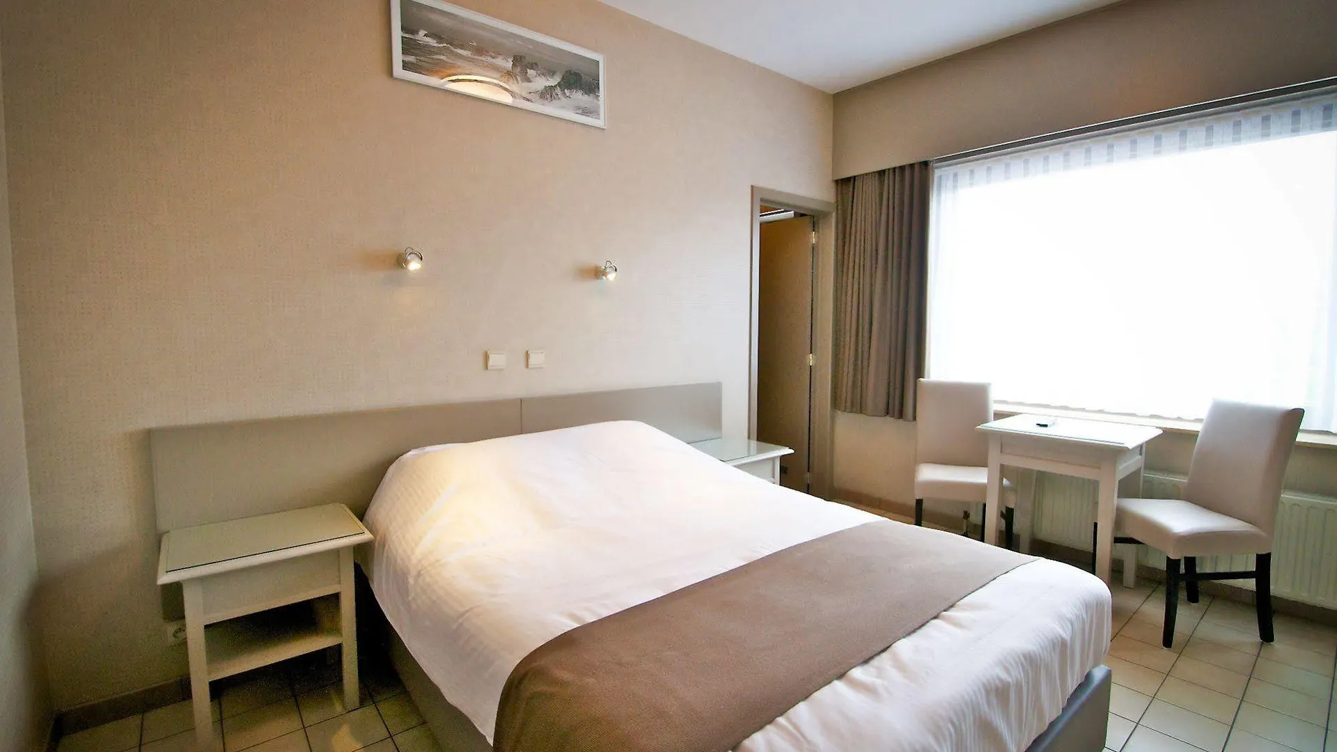 Hotel De Golf Bredene 2*,  Belgia