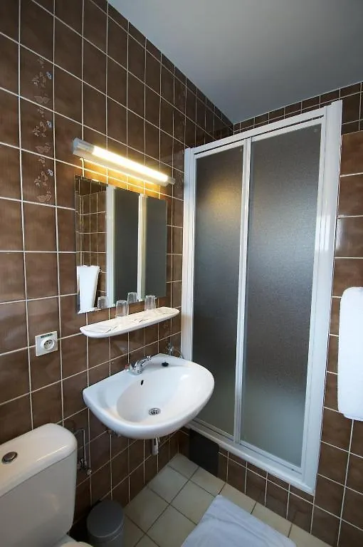 Hotel De Golf Bredene 2*,